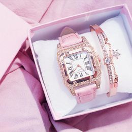 Wristwatches Women Diamond Watch Starry Square Dial Bracelet Watches Ladies Leather Band Quartz Female Clock