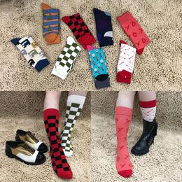 Men's Socks 1pair Funny Colourful Combed Cotton Geometry Style Dress Casual Crew For Couple P024