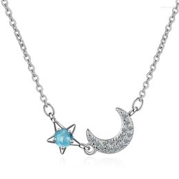 Pendant Necklaces Exquisite Star Moon Necklace Korean Fashion Blue Rhinestone Accessories Charming Women Party Jewelry