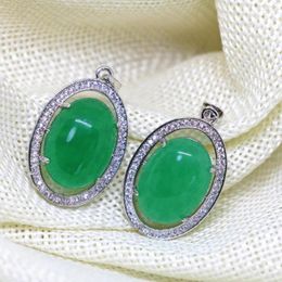 Pendant Necklaces High Quality Bohemia Style Green Natural Chalcedony Jades Stone Oval Drop Women Gift Silver-color Jewelry 18 25mm B1876