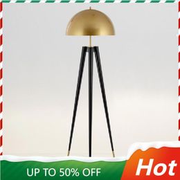 Floor Lamps E27 Tripod Creative LED Light For Bedroom Bedside Living Room Lamp Nordic Iron Designer Decoration Standing Lighting