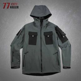 Outdoor Jackets Hoodies Tactical Soft Shell Jacket Mens Outdoor Sports Warm Windproof Wear-resistant Multi-pocket Training Military Hooded Jackets Male 0104