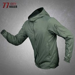 Outdoor Jackets Hoodies New Summer Breathable Skin Jacket Men's Outdoor Sunscreen Waterproof Quick Dry Hooded Windbreaker Mens Tactical Military Jackets 0104