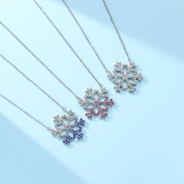 Pendant Necklaces Shiny Zircon Snowflake Necklace Dainty Geometric Blue Charm Clavicle Chain For Women Fashion Jewelry Festival Party Gift