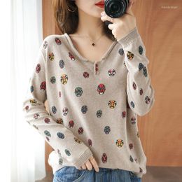 Women's T Shirts Casual V-Neck Long Sleeve Female Pullovers Stylish Solid Colour Peking Opera Mask Folk Spring Autum All-match Loose Button