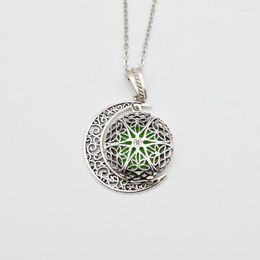 Pendant Necklaces 10pcs Filigree Moon Lockets Essential Oil Diffuser Necklace Jewelry Young Living Doterra XSH-110