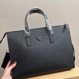HOT leather totes handbags women designer tote bag Fashion Large Shoulder Briefcase black purses Simple Work Crossbody Bags 230105