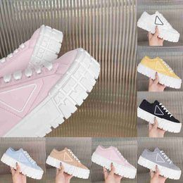 Designer Shoe Women Nylon Shoes Gabardine Canvas Sneakers Wheel Lady Trainers Loafers Platform Solid Heighten Shoe With Box High 5A Quality EVHE