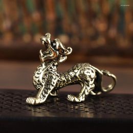 Keychains Retro Brass Chinese Ancient Beast Flying Pixiu Home Decor Ornament Copper Animal Figurines Fengshui Statue DIY Key Chain Pendant