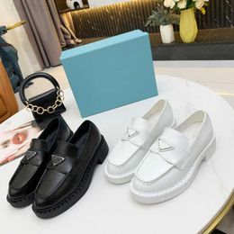 Designer Shoe Women Nylon Shoes Gabardine Canvas Sneakers Wheel Lady Trainers Loafers Platform Solid Heighten Shoe With Box High 5A Quality KCQL