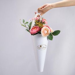 Gift Wrap 2023 Folding Flower Wrapping Paper Women Korean Letter Single Bouquet Florist Handbag Girl Valentine's Day Rose Arrangement