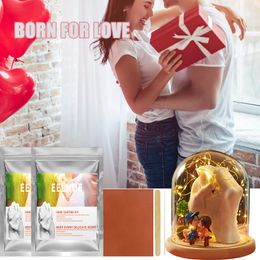 Decorative Objects Figurines 3D Hands Mold Casting Kit 50g Clone Powder Model DIY Baby Plaster Hand Foot Print Mould Valentine's Day Couples Gift 230105