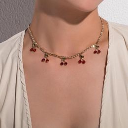 Choker Vintage Red Cherry Necklace For Women Luxury Crystals Pendant 2023 Trendy Jewellery Clavicle Chain Necklaces Party Gift