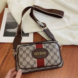 Small bag women 2023 new fashion trend mobile phone waist hand Single Shoulder Messenger Bag simple women's spring style