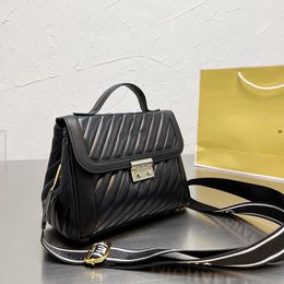 HOT Shoulder Bags Womens Designer Bag Fashion Lady Crossbody Purse Wallets Black Backpack Bags Designers Handbag Tote Bag 221227
