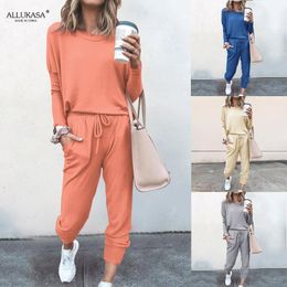 Women's Two Piece Pants Women 's Fashion Loose Solid Color Long-sleeved T-shirt Trousers Casual Sports Suit Spring And Autumn Flat