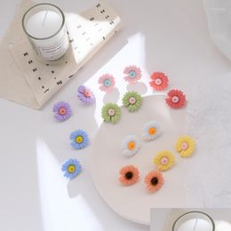 Clip-On Screw Back Backs Earrings Japanese Fresh Small Daisy Clip On Femininity Simple Cute White Pink Flower Non Pierced Ear Jewe Dhpsz