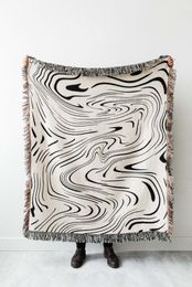 Blanket Casual Black Carpet Decoration Wave Sofa Leisure Single Tapestry Throw 230106