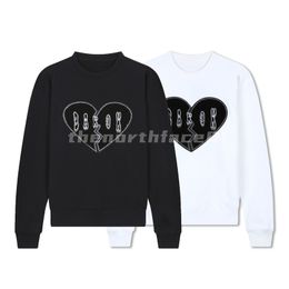 Fashion Luxury Mens Long Sleeve Sweatshirt Heart Split Letter Embroidery Sweatshirt Designer Crew Neck Pullover Top Black White