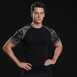 Running Jerseys Men's Compression Tshirts Quick Dry Soccer Suit Breathable Fitness Tight Sportswear Gym Sport Short Sleeve Shirt