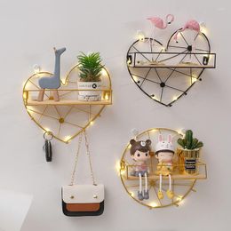 Decorative Figurines Heart-shaped Wall Hanging Room Home Decor Storage Frame Craft Hexagonal Iron Art Creative Display Shelf Holder