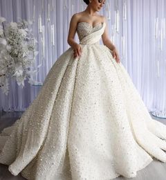 Elegant Ball Gown Wedding Dresses Appliques V Neck Sleeveless Strapless Sequins Ruffles Appliques Floor Length 3D Lace Pearls Ruffles Formal Dresses Bridal Gowns