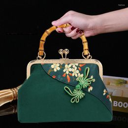 Duffel Bags Vintage Canary Elegant Cheongsam Bag Ladies Bamboo Festival Handbag With Hand-made Gold