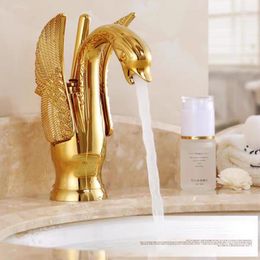Bathroom Sink Faucets Retro Copper Alloy Swan Basin Faucet And Cold Mixed Water Wash Household Antique Golden