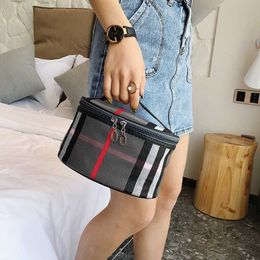 Shops Sell Designer Bags Cheaply New Striped Bucket Wash and Gargle Storage Travel Large Capacity