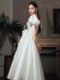 Party Dresses French Satin Light Wedding Dress 2023 White Slimming Retro Hepburn Style Court Princess Is Small