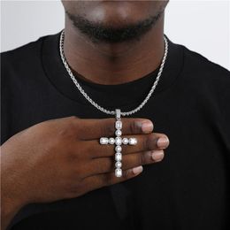 Chains Hip Hop Copper Cross Pendant Necklace Iced Out Cubic Zircon Gold Silver Plated Tone Crucifix Charm Jewelry DropChains