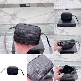 Shoulder Bag Fashion s Ladies Designer Handbags Hotsale Women Crossbody s Flap Messenger Vintage Woven Handbag Purses 0516