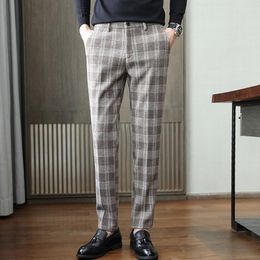 Men's Suits 2023 Spring Korean Mens Dress Pants Mid-High Waist Slim Plaid Trousers Wide Belt Pencil Luxury Vintage Casual Suit