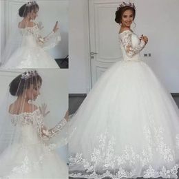 2023 Luxury Ball Gown Wedding Dresses Off Shoulder Long Sleeve Sweep Train Bridal Gowns Lace Applique Plus Size African Gowns