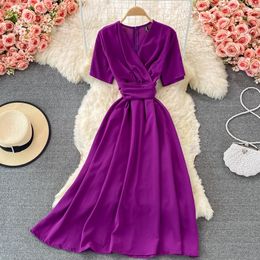 Casual Dresses Summer French Retro Bellflower Skirt Super Fairy V-neck Waist Slim Dress Elegant Temperament Long