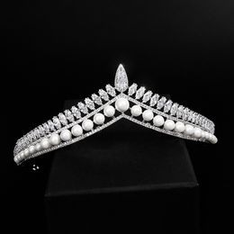 Elegant Crystal Pearl Wedding Crowns and Tiaras for Bride Girl Women Wedding Hair Accessories Princess Jewellery Gift Prom Diadem
