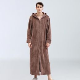 Men's Sleepwear Europe Plus Size Zipper Long Dressing Gown Winter Flannel Hooded Bathrobe Solid Color Thick Home Robe Male Warm Nightgown