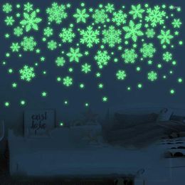 Wall Stickers Glow In The Dark Snowflake Luminous PVC Static Fluorescent Clings Decals Year Christmas Window