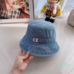 Stingy Brim Hats Couple Denim Material Designer buckets hats Fashion Letter