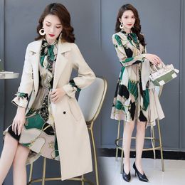 Women's Knits Tees Spring Autumn Fashion Trench Coat Slim Ladies Floral Dress Two Pieces Sets Coats Midlength Overcoat 230109