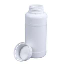 Round Plastic Bottle With Lid Food Grade HDPE Material Liquid Lotion Storage Container