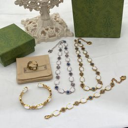 Classic Daisy Flower Necklace Jewelry Sets Tiger Head Pendant Bracelets Women Golden Designer Rings With Box