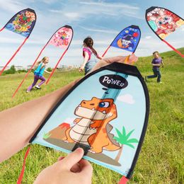 s Children Kids Thumb Ejection Cute Cartoon Mini Slingshot Stringless Beach Kite Easy to Fly Waterproof Outdoor Sports Toys 0110