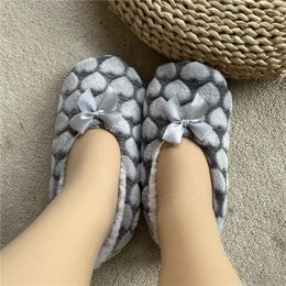 Slippers Women Fuzzy Winter Soft Contton Warm Plush Non Skid Anti Slip Love Heart Indoor Home Fluffy Female Shoes House Gift