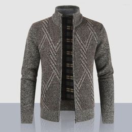 Men's Sweaters Chic Men Sweater Coat Fleece Lining Cold Resistant Comfy Autumn Winter Casual Geometric Pattern Knitted Male Clothing