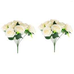 Dekorative Blumen 2 PCs Künstliche Hochzeitsstrauß Plastikblumentisch -Zentrum (10 Federrosen)