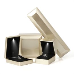 Led Light Jewelry Box Ring Necklace Gift Storage Case Engagement Wedding Display Jewellery Boxes Bracelet Pendant Packaging