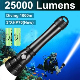 Flashlights Torches 25000LM Professional Diving Flashlight 3XHP70 Diving Torch Light Underwater Lamp Lantern Light 1000m Super Waterproof Flashlight 0109