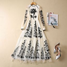 Casual Dresses European and American Women's Wear for Winter 2022 Long Sleeve Floral Mesh Embroidery Fashion Pleated Dress XXL