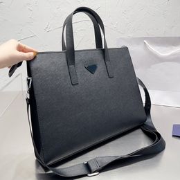 Men Briefcase Handbags Large Tote Bags Genuine Leather Computer Bag Shopping Handbags Purse Wide Weave Shoulder Strap Triangular Pattern
